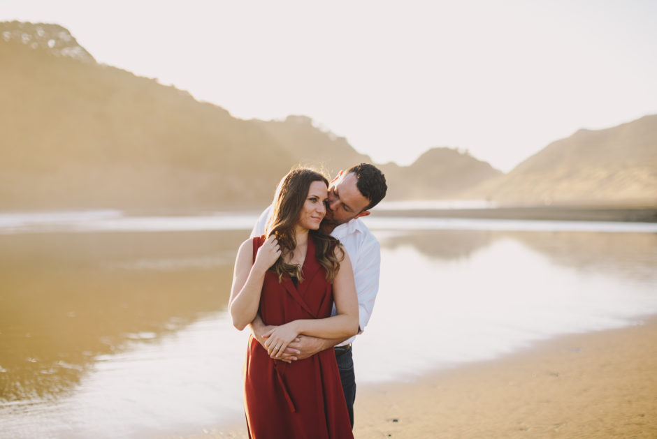 Bethells beach engagement photographer