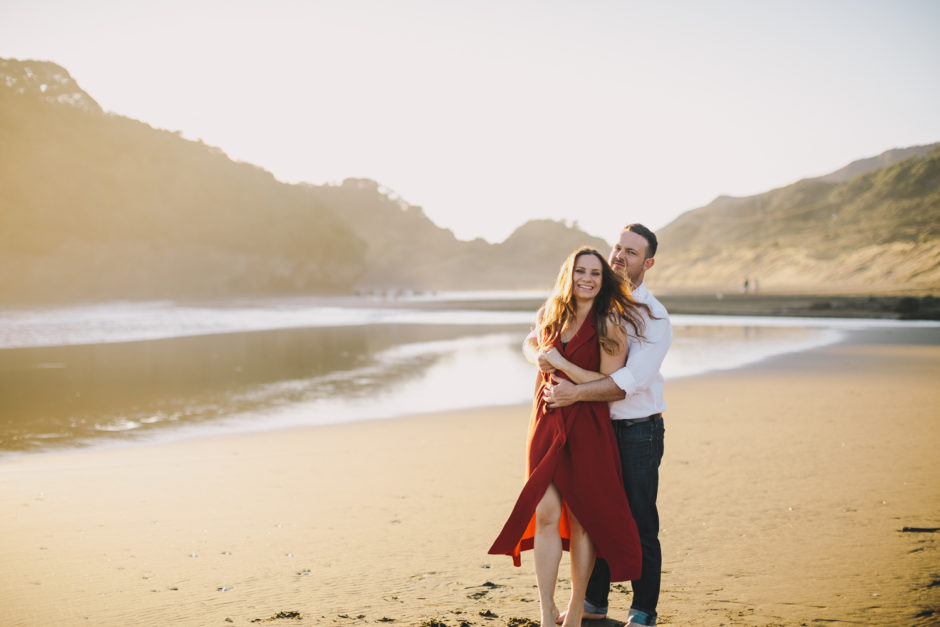 Bethells beach engagement photographer