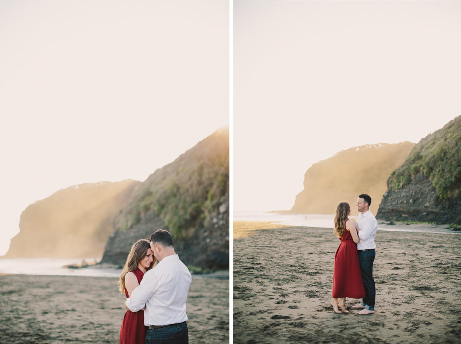 Bethells beach engagement photographer