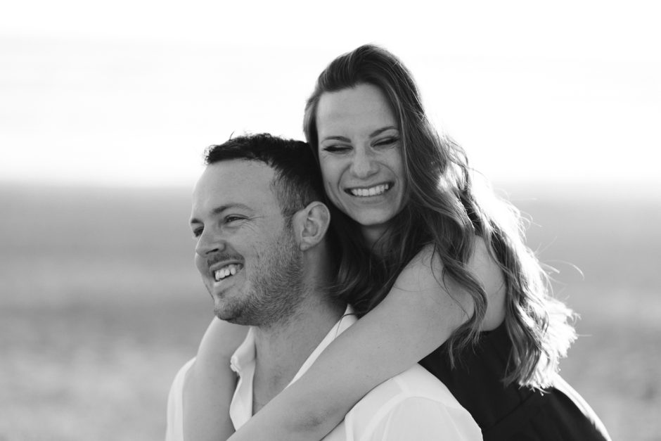 Bethells beach engagement photographer