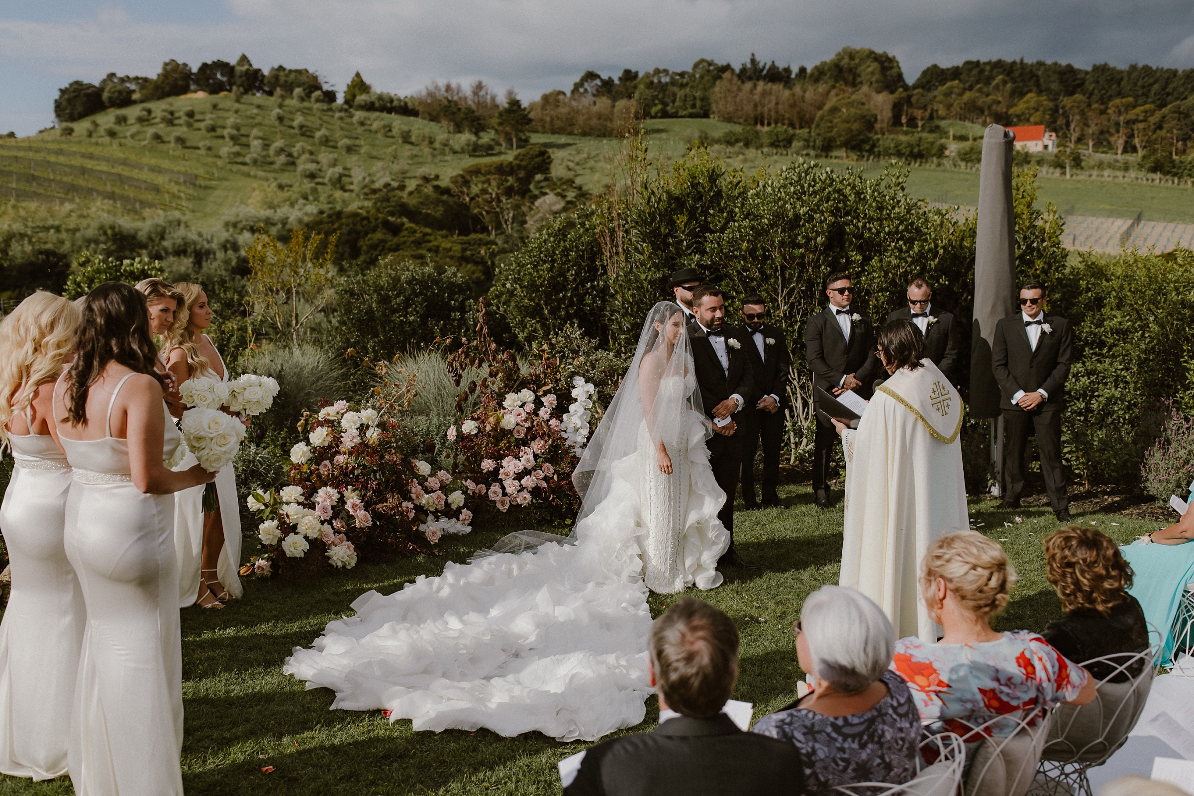 wedding ceremony tantalus estate