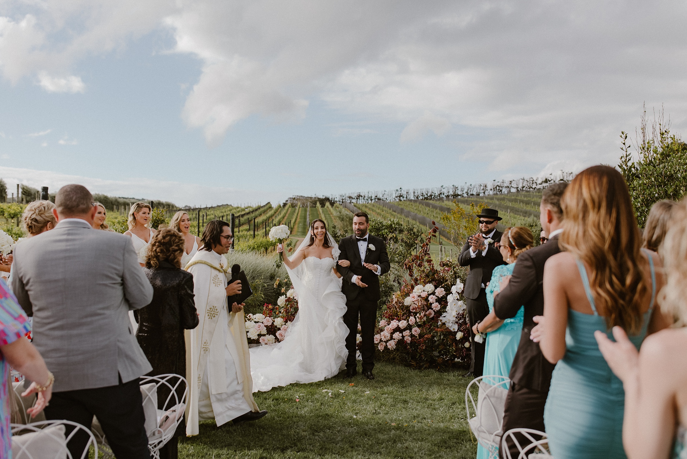 ceremony waiheke wedding