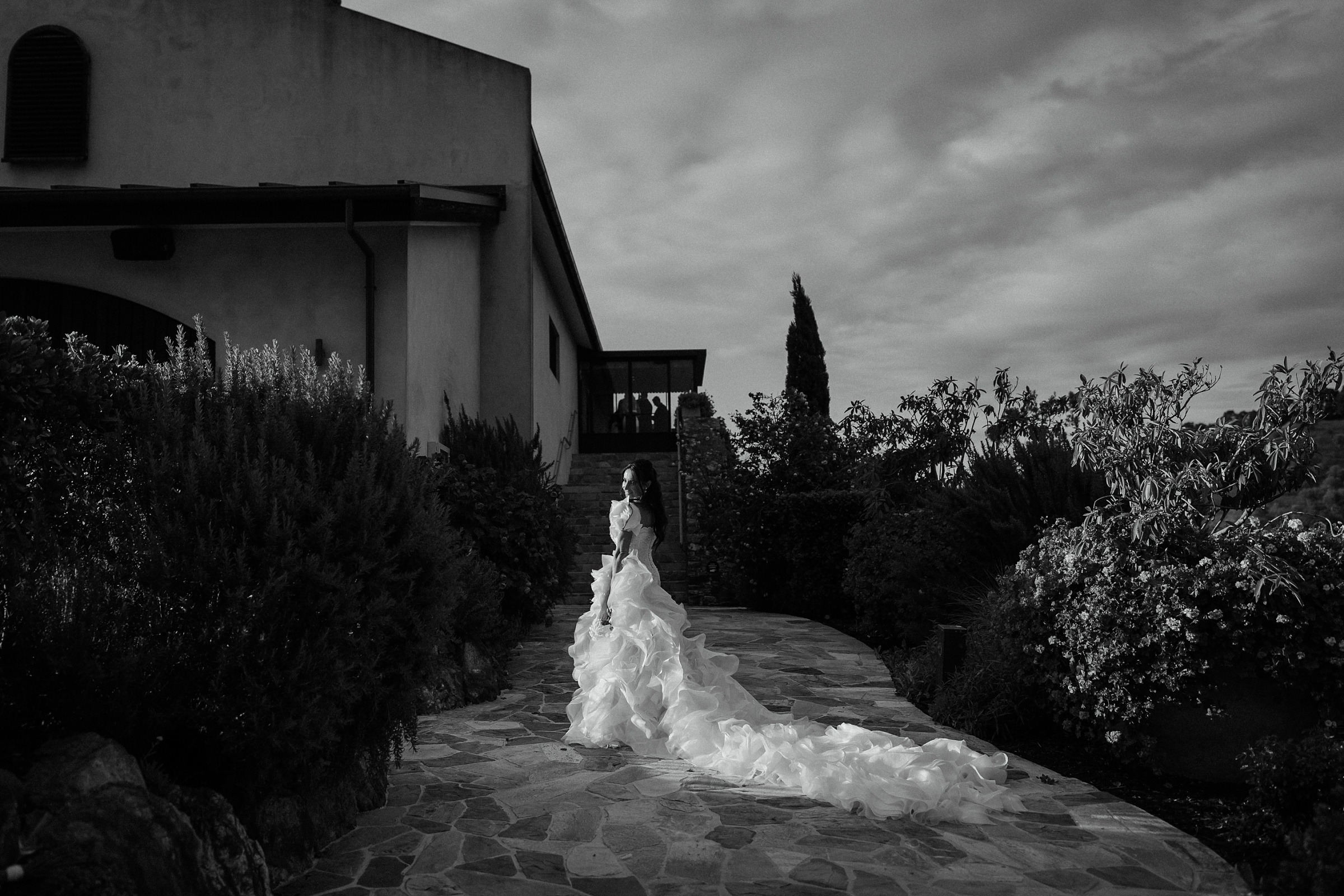 Bride at tantalus estate